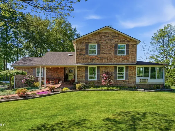308 Scenic Dr, Lebanon, VA 24266