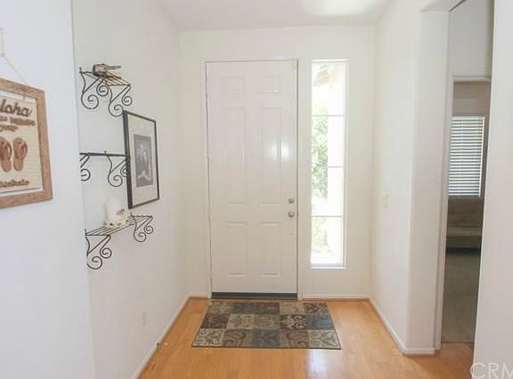 4th image of 31887 Cedarhill Ln