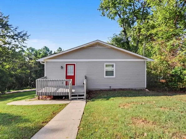 1724 Burgin Ave, Tarrant, AL 35217
