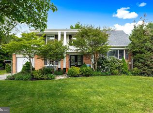 3 Montclair Dr, Delran, NJ 08075