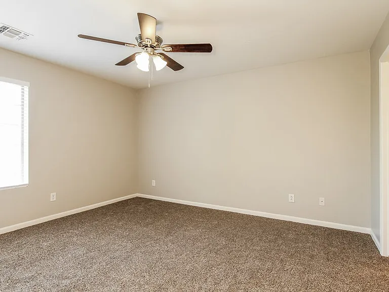 21874 W Sonora St — Photo 7