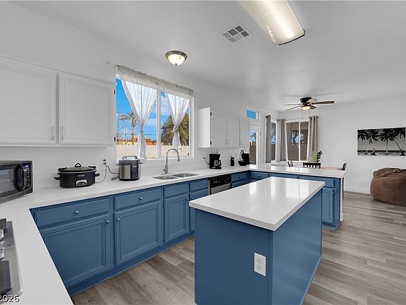 4th image of 2196 Pescara Ct
