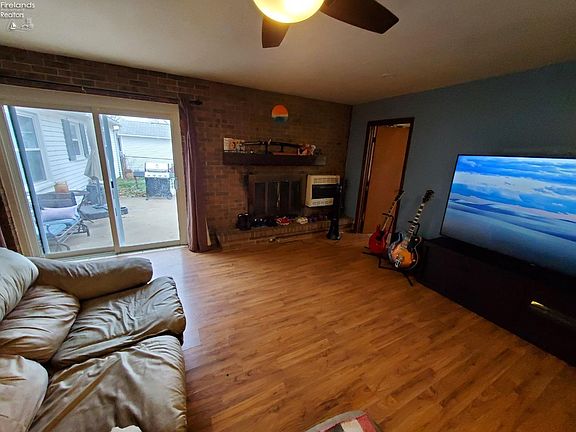 4th image of 2210 Remington Ave
