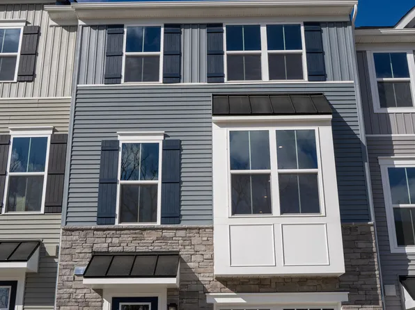 1617 Lormont Ct, Newark, DE 19702