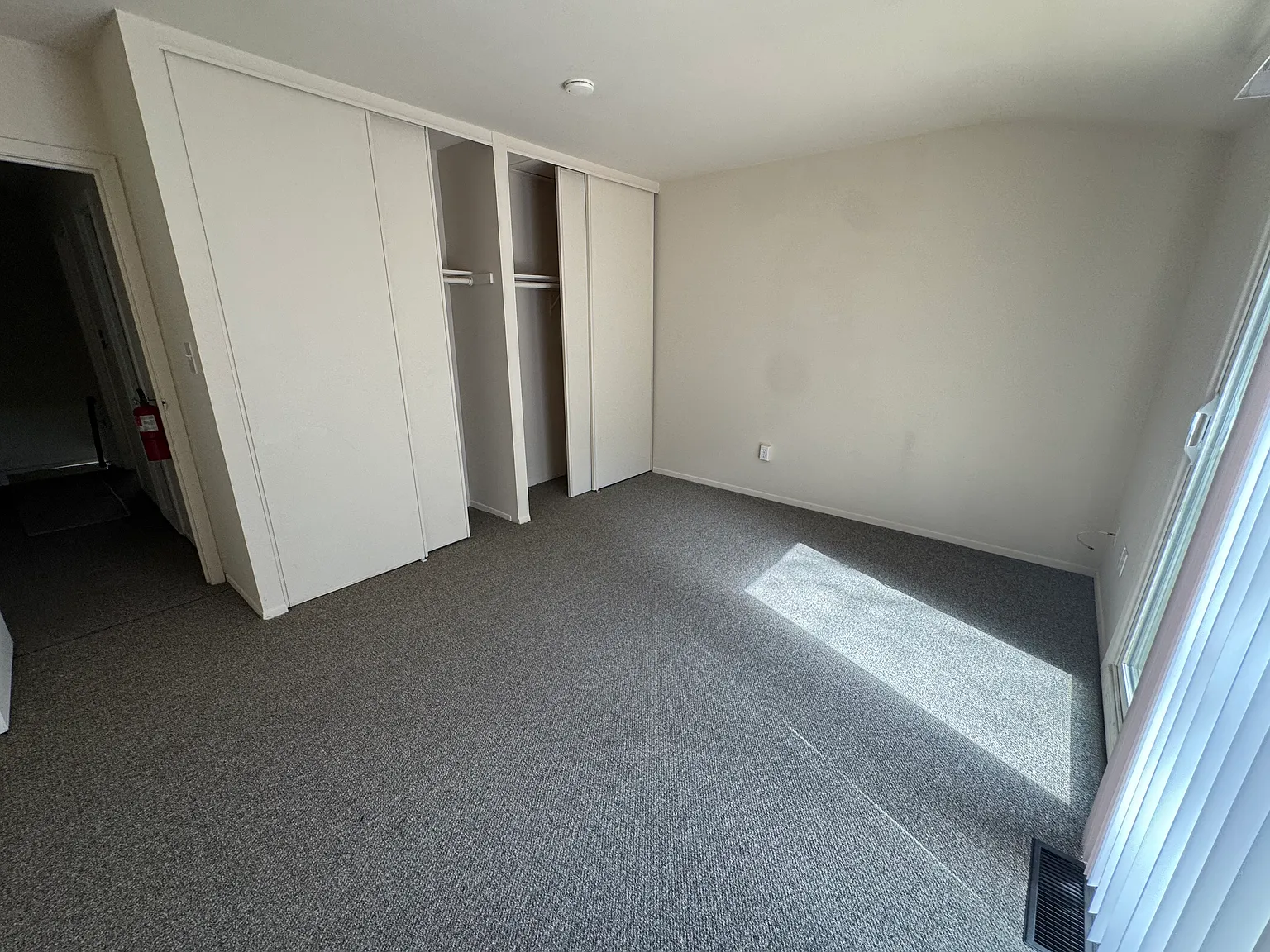 2 bed, 1.5 bath, 1000 sqft, $2,750 — Photo 4