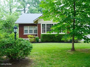 1137 Dove Rd, Audubon Park, KY 40213