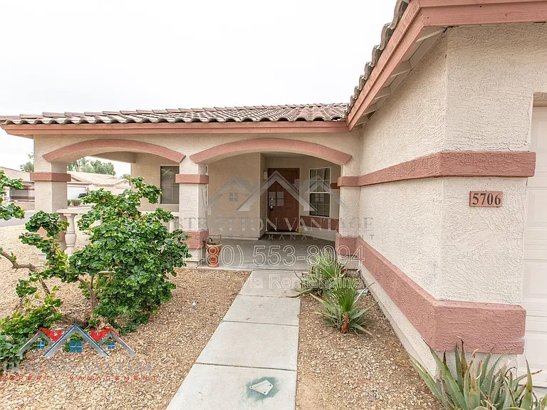 5706 N 74th Dr — Photo 5
