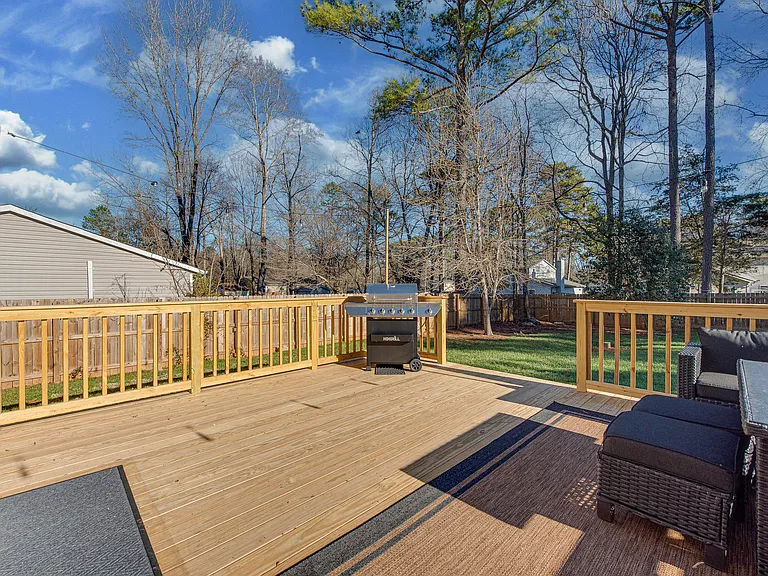 616 Sweetgum Ln — Photo 37
