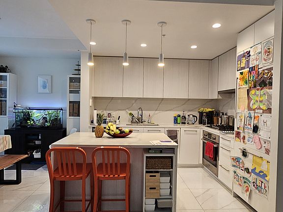 3rd image of 2035 Glenaire Dr #111