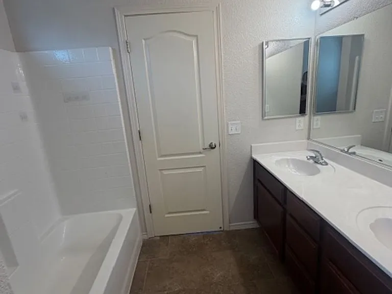 12008 Copper Hill Pl — Photo 27