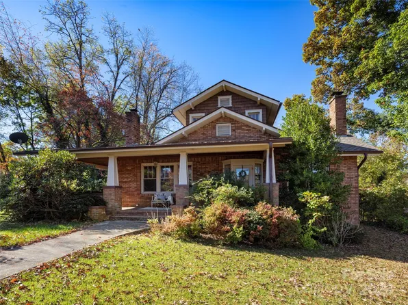 257 Church St, Waynesville, NC 28786