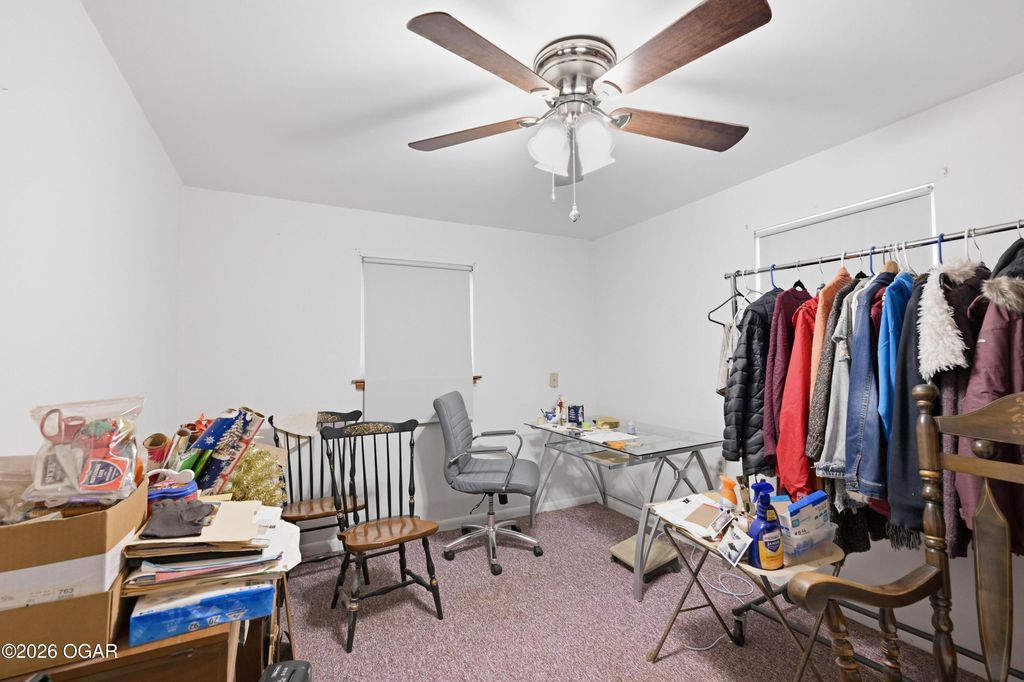 303 Peoria St, Seneca, MO - More