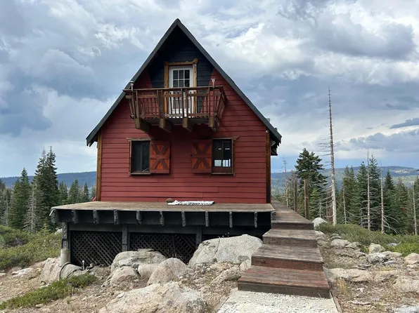 39550 Blue Rock Trl, Pinecrest, CA 95364