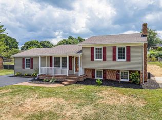 265 Ash Dr, Christiansburg, VA 24073