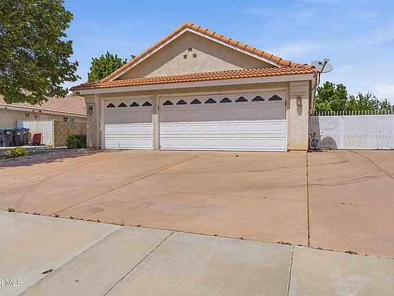 3rd image of 3723 W Avenue J4