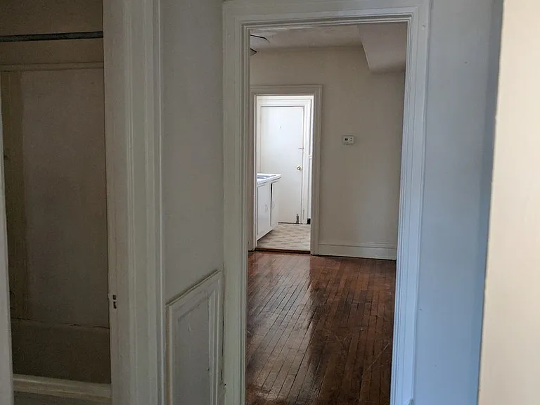 518 W. Grace St.* — Photo 46