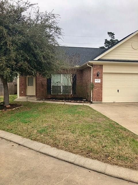 1st image of 217 Elizabeth Ln
