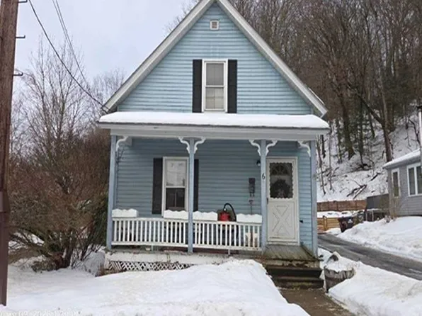 6 Hyde St, Bellows Falls, VT 05101