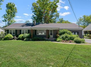 616 Meadowlawn Ave, Bowling Green, KY 42103