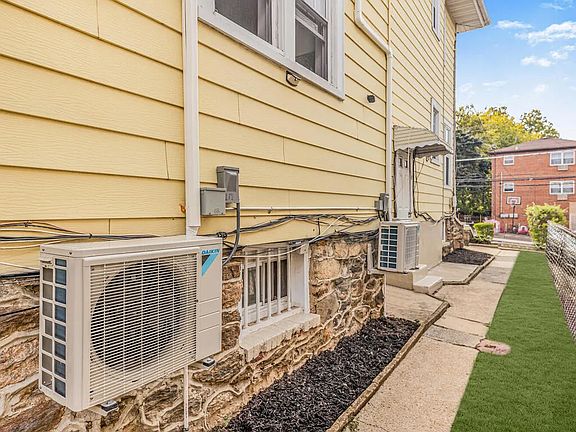 4th image of 2067 Nereid Ave