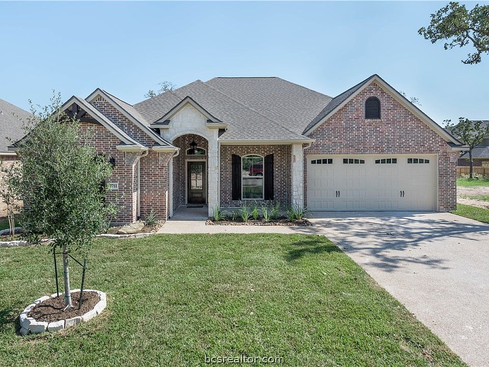1st image of 2711 Portland Ln