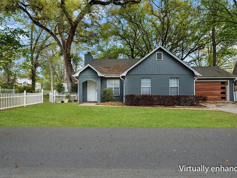 1552 Cinnamon Bear Cir — Photo 1
