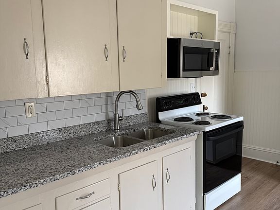 5th image of 89 Belmont St Unit 2