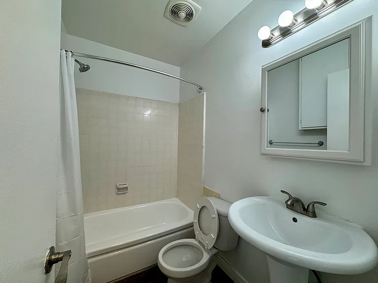 All photos are actual photographs of a comparable unit with a similar floor plan and finish style, shown for reference only.
