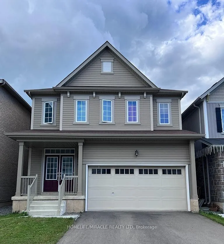 4 bed, $2,500 — Photo 1