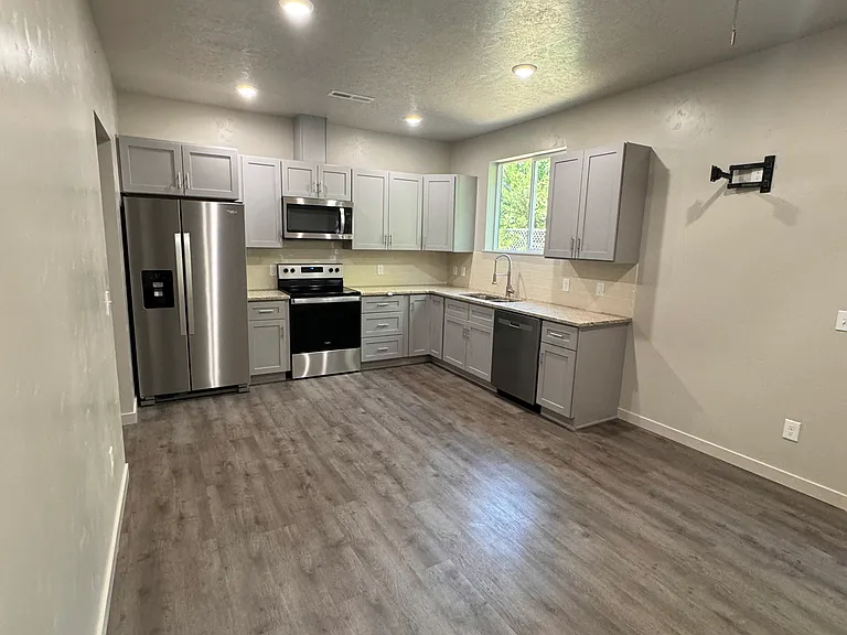 413 S Utah Ave S #4 — Photo 27