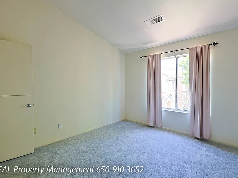 119 Merano Dr — Photo 10