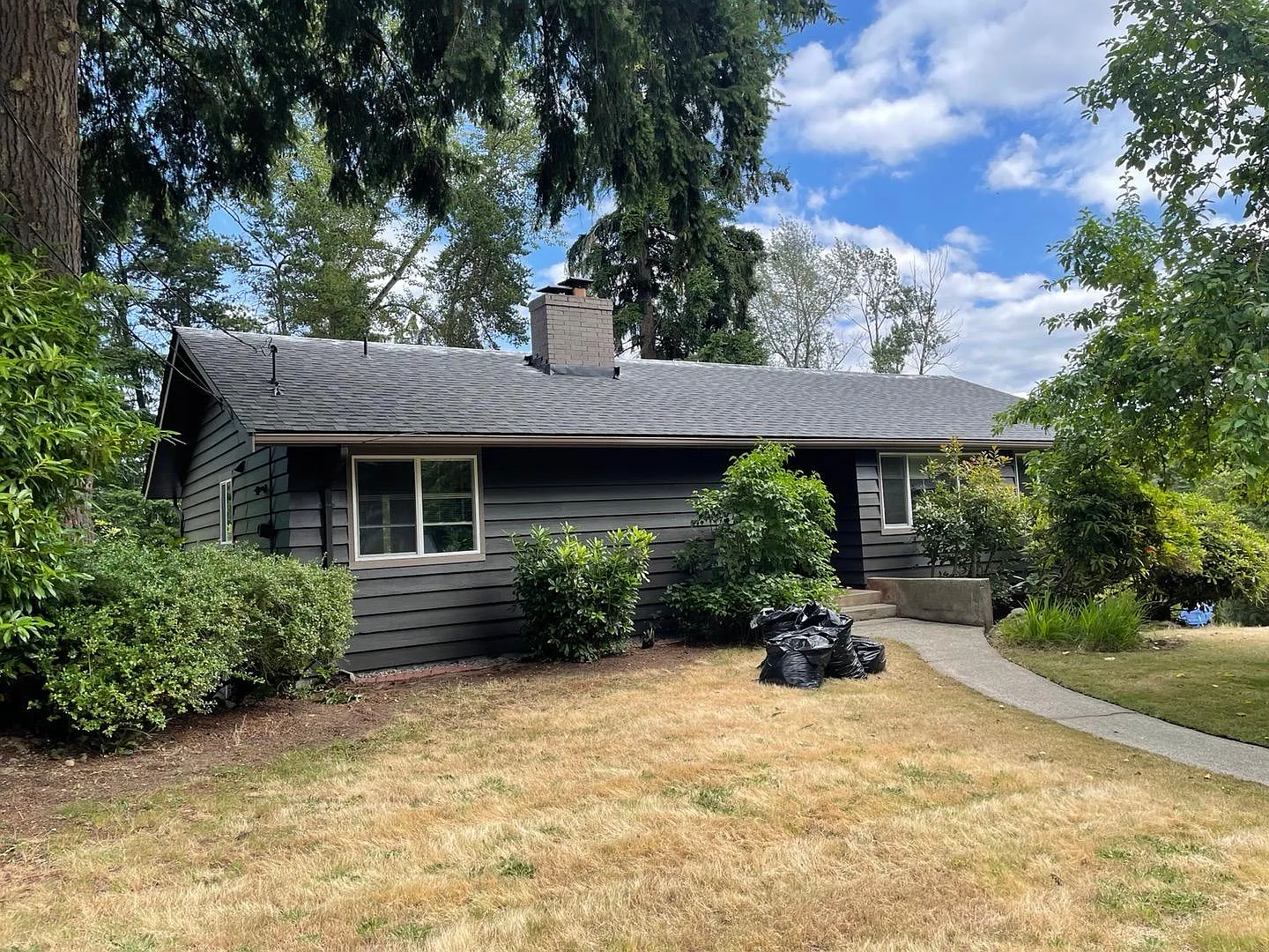 3 bed, 2.5 bath, 2080 sqft, $3,950 — Photo 1
