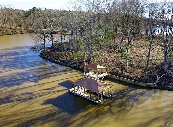 4th image of 7162 Nancy Lee Cir