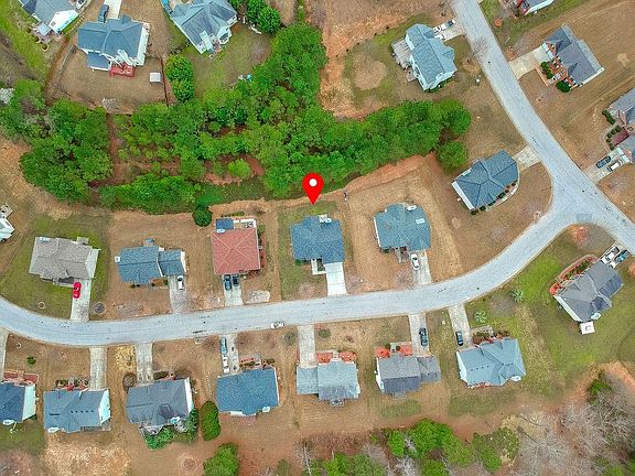 4th image of 41 Courtneys Ln