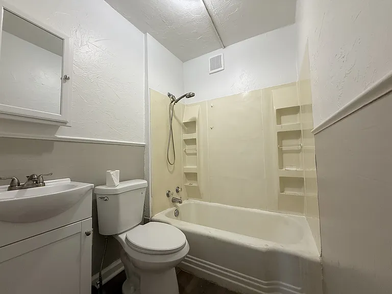 328 New York Ave #TOP REAR — Photo 11