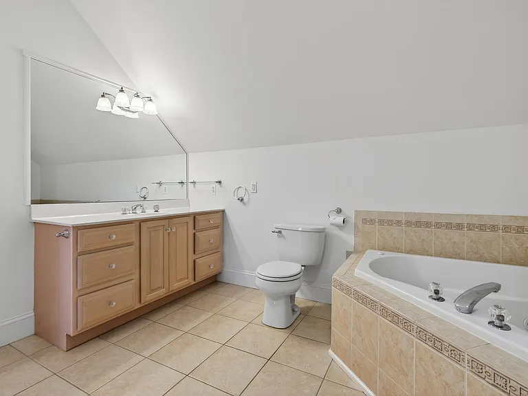 60 Ridge Rd — Photo 9