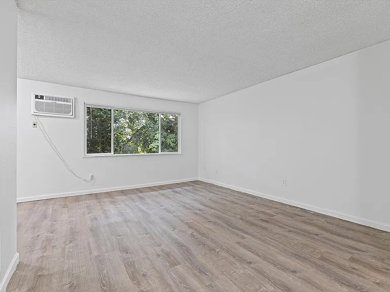 Anchor Apartments — Photo 46