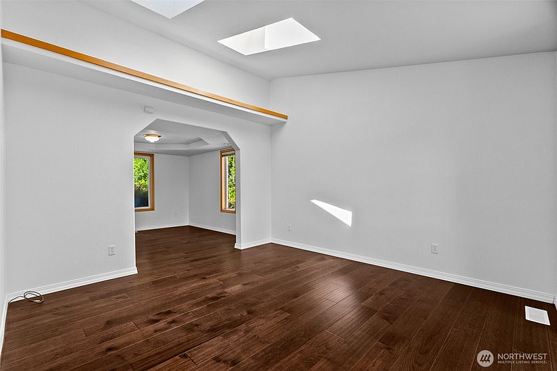 5th image of 5447 Park Place Loop SE