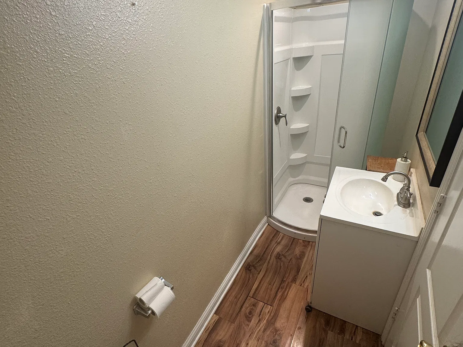 4 bed, 3036 sqft, $2,200 — Photo 4