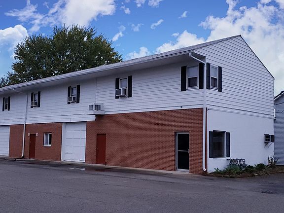 2nd image of 1193 N Main St #1203