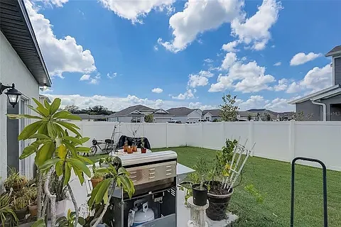 4602 Reisswood Loop — Photo 22