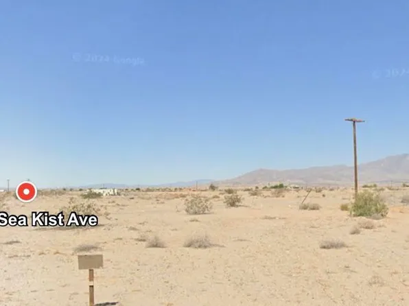 1315 Sea Kist Ave, Thermal, CA 92274