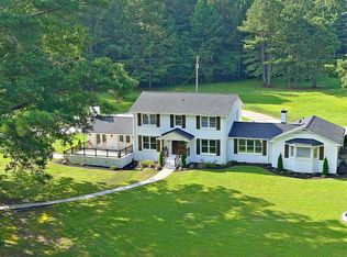 909 Sandy Creek Rd, Fayetteville, GA 30214