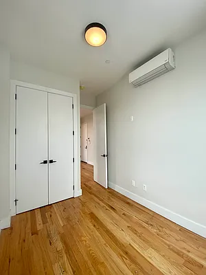 Rented by Hagstrom Management Inc | media 28