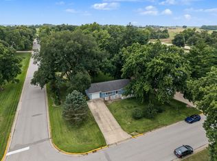 212 Garden Rd, Ames, IA 50010