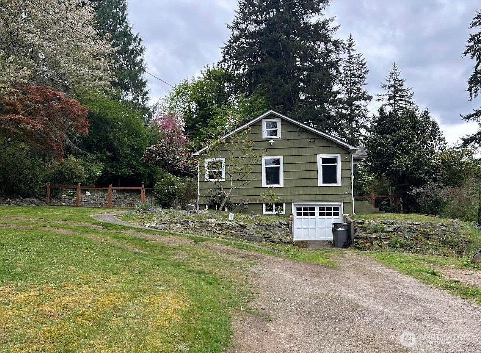 1st image of 2100 Phinney Bay Drive