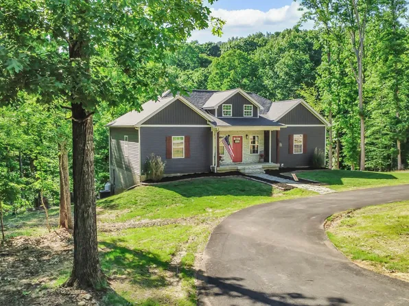 407 Summerfield Dr, Cadiz, KY 42211