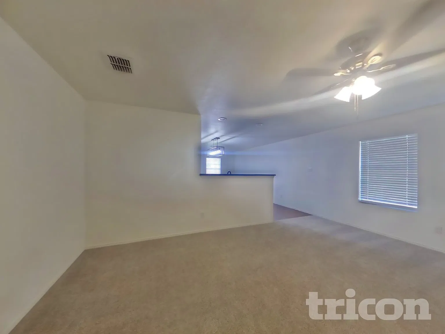 12636 Kingsgate Dr Rhome TX — Photo 4