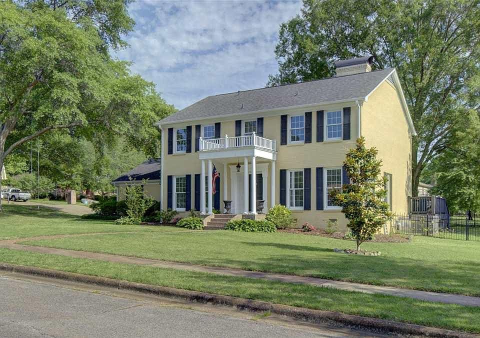 1st image of 10216 Melanie Dr SE