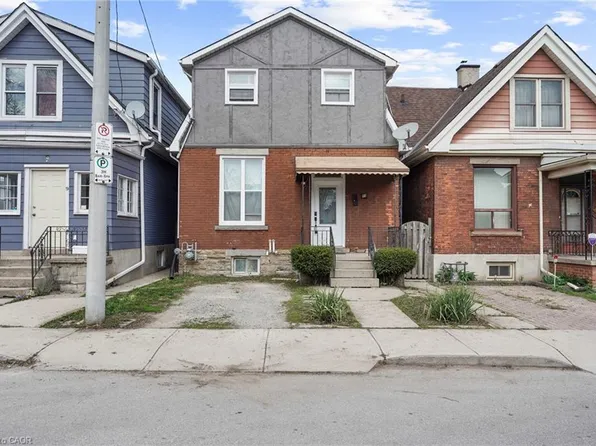11 Wright Ave, Hamilton, ON L8L 2T5